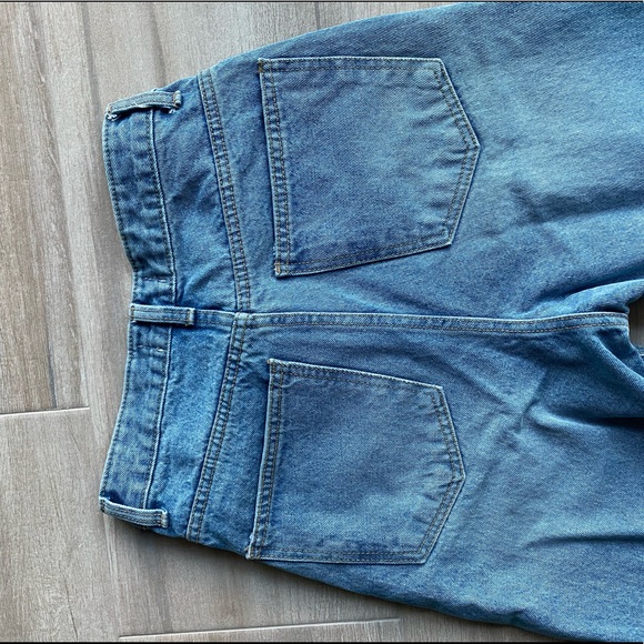 Source Unknown- Criss Cross Boyfriend Jeans - Picture 4 of 11